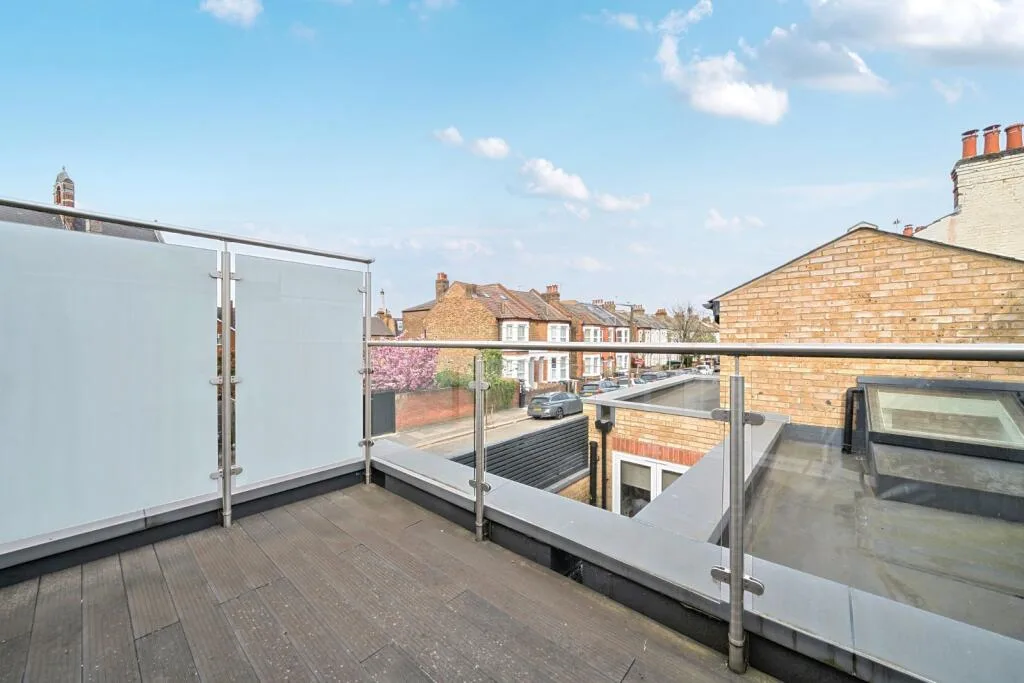 2 bedroom flat for rent