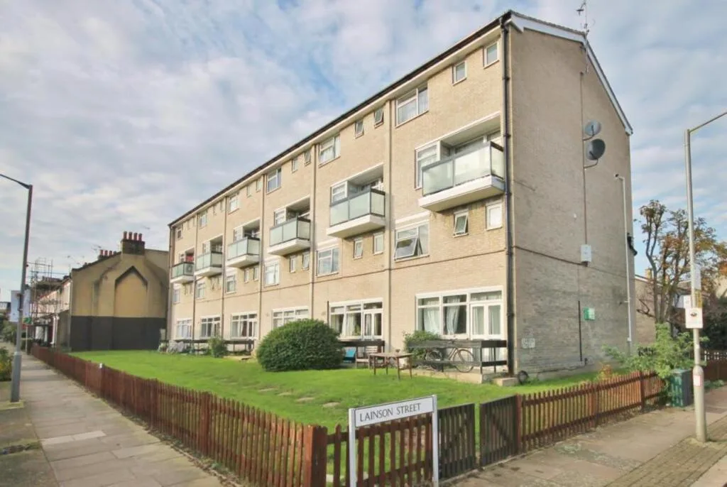 3 bedroom flat for rent
