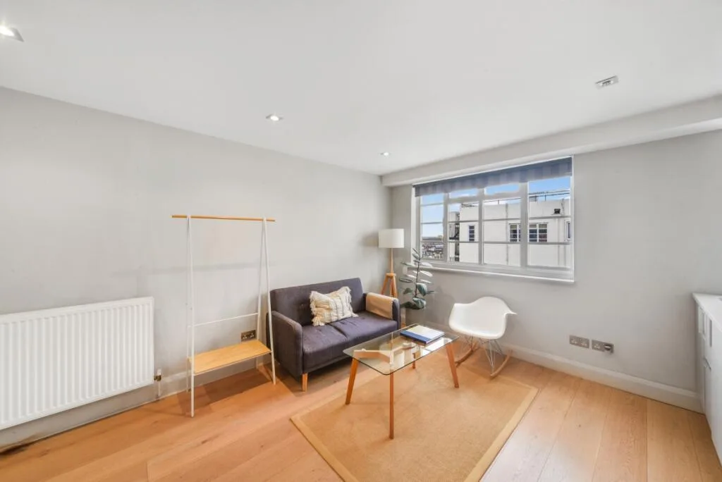 Studio flat for rent