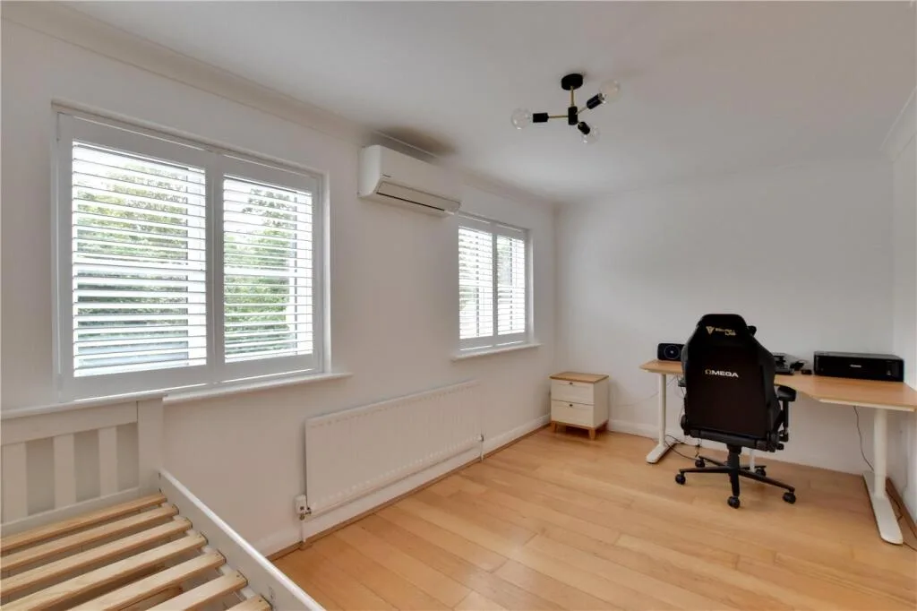 5 bedroom house for rent