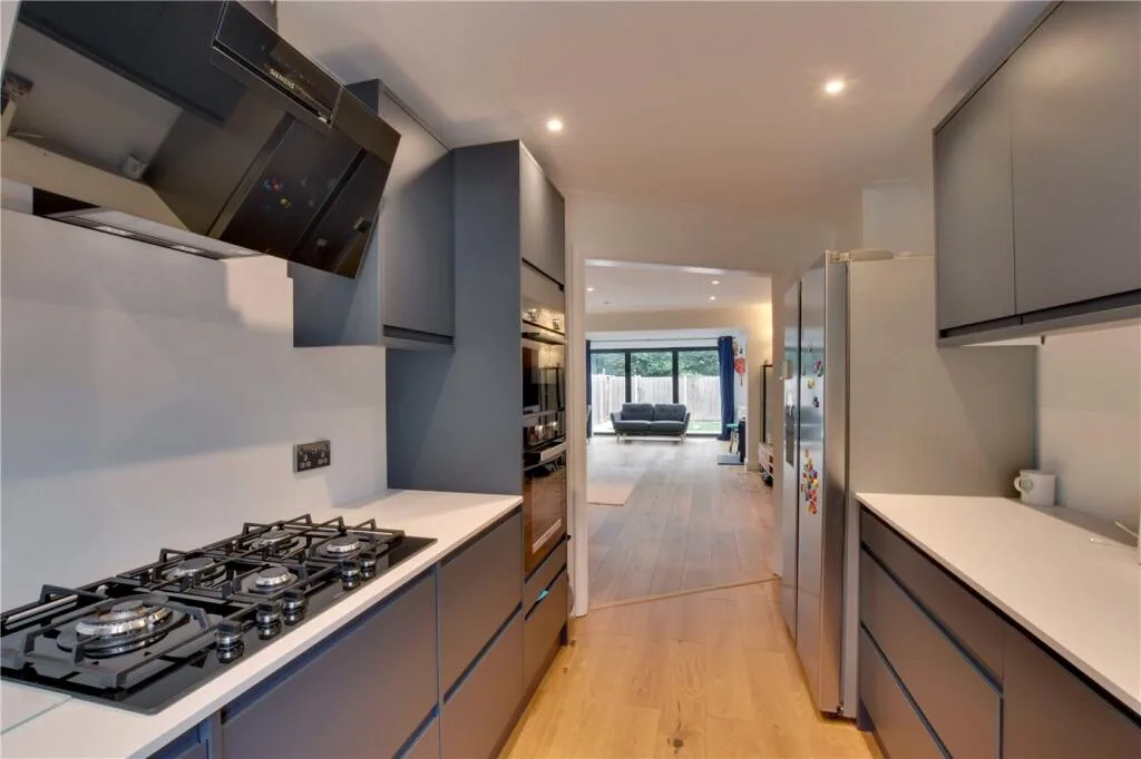 5 bedroom house for rent
