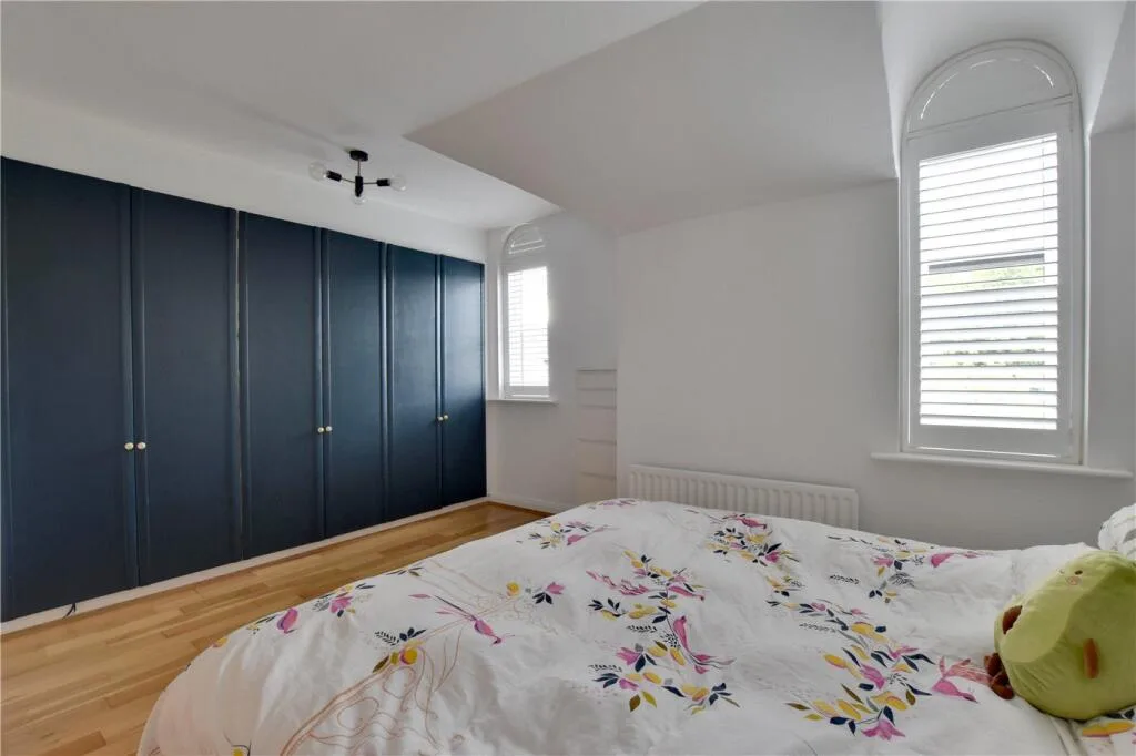 5 bedroom house for rent
