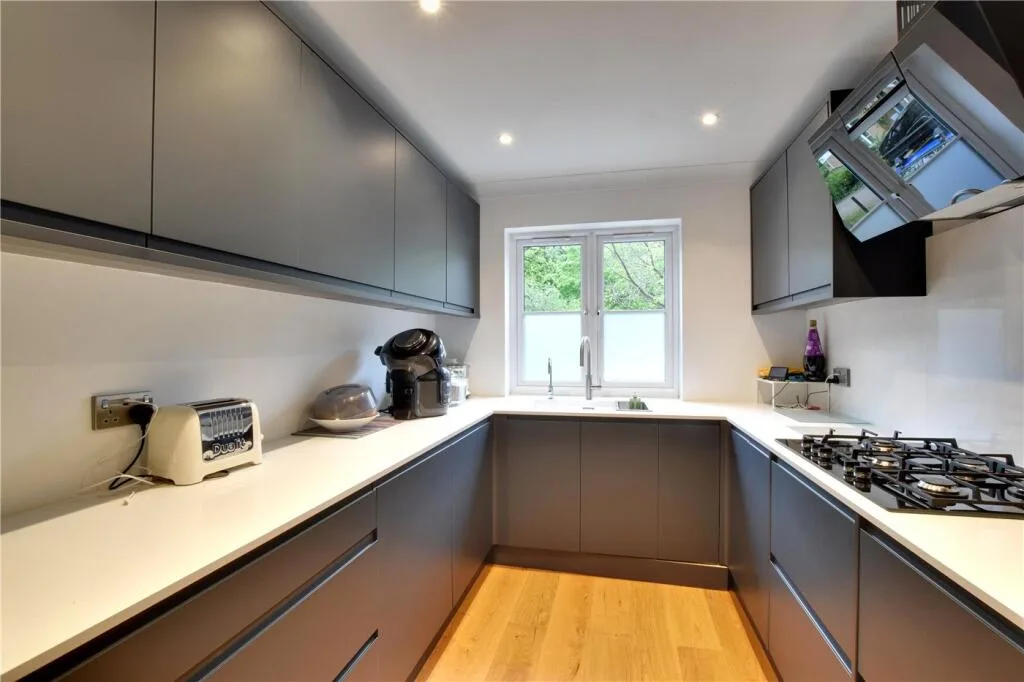 5 bedroom house for rent