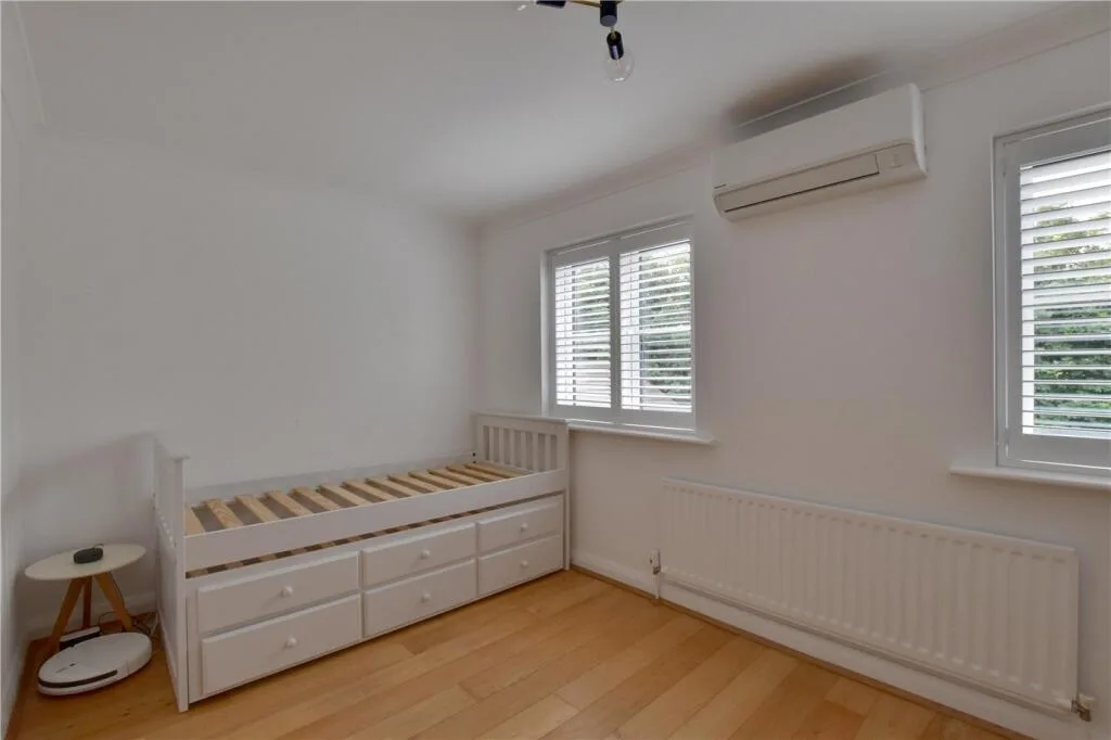 5 bedroom house for rent
