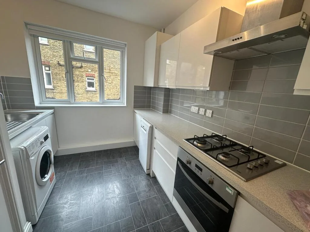 3 bedroom apartment for rent