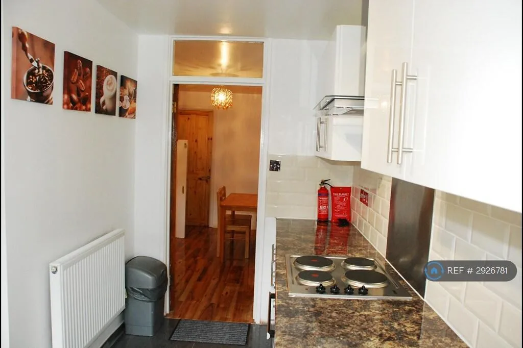 4 bedroom terraced house for rent