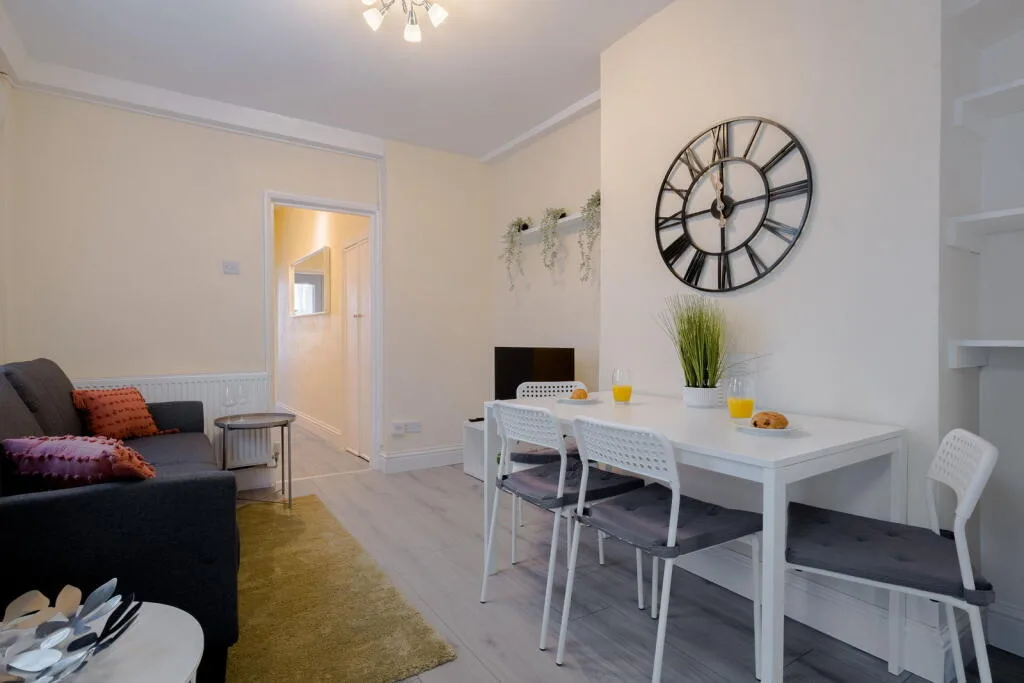 2 bedroom flat for rent