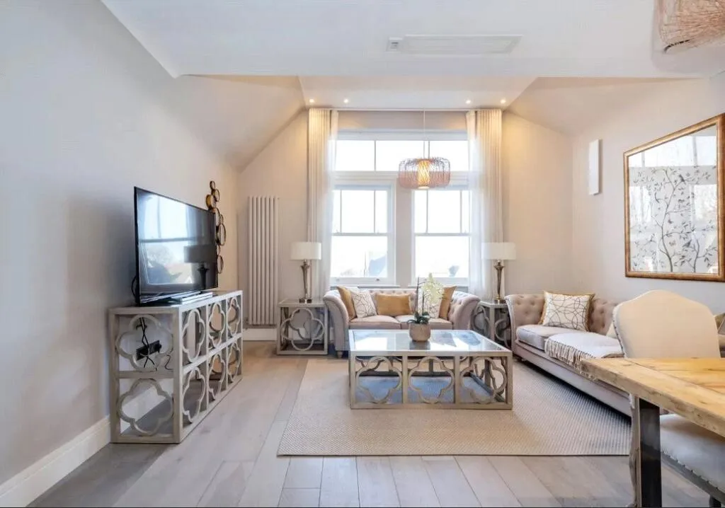 4 bedroom flat for rent