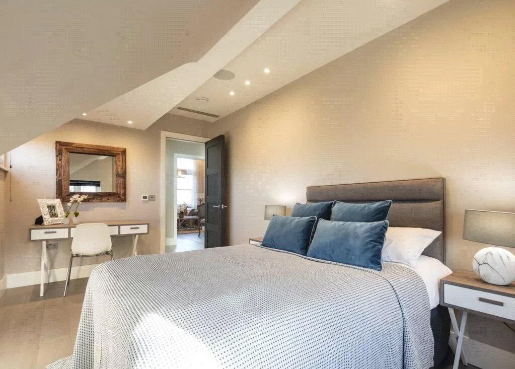4 bedroom flat for rent