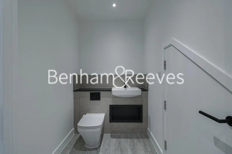 4 bedroom house for rent