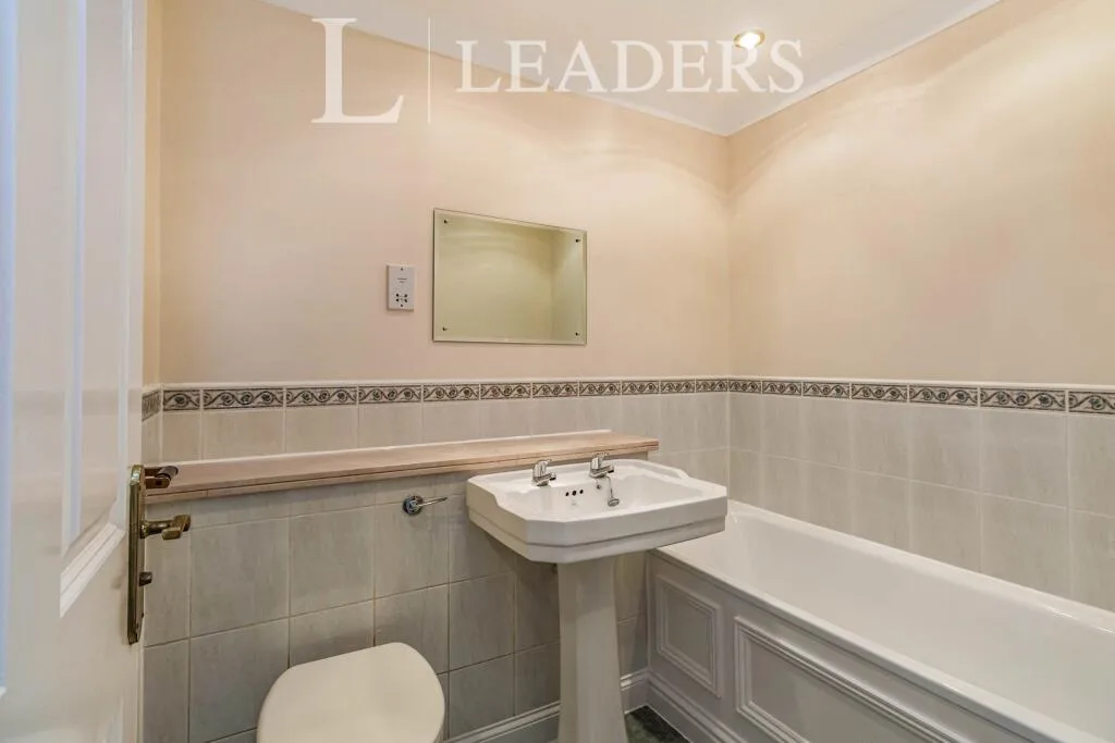 1 bedroom house for rent