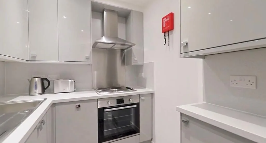 3 bedroom flat for rent