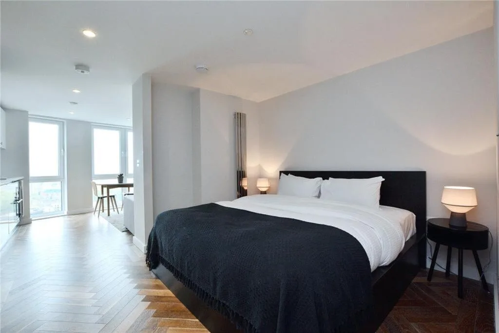 Studio flat for rent