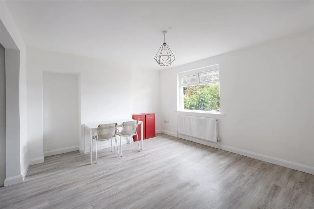 1 bedroom house share for rent