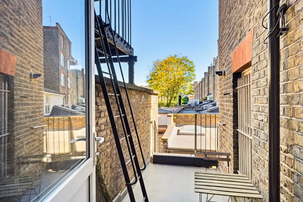 Studio flat for rent