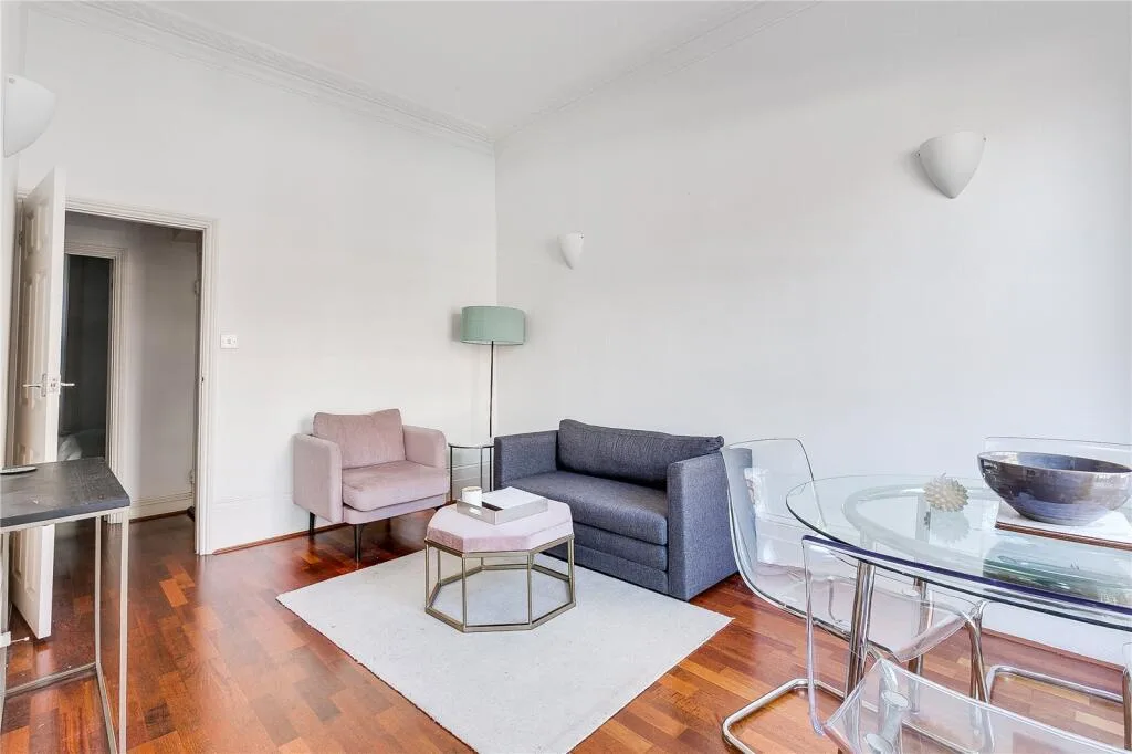 1 bedroom flat for rent