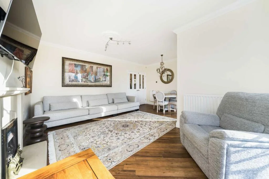 2 bedroom flat for rent