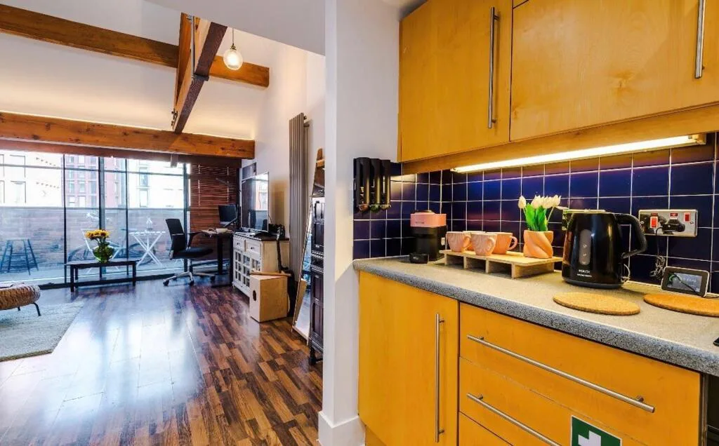 2 bedroom penthouse for rent