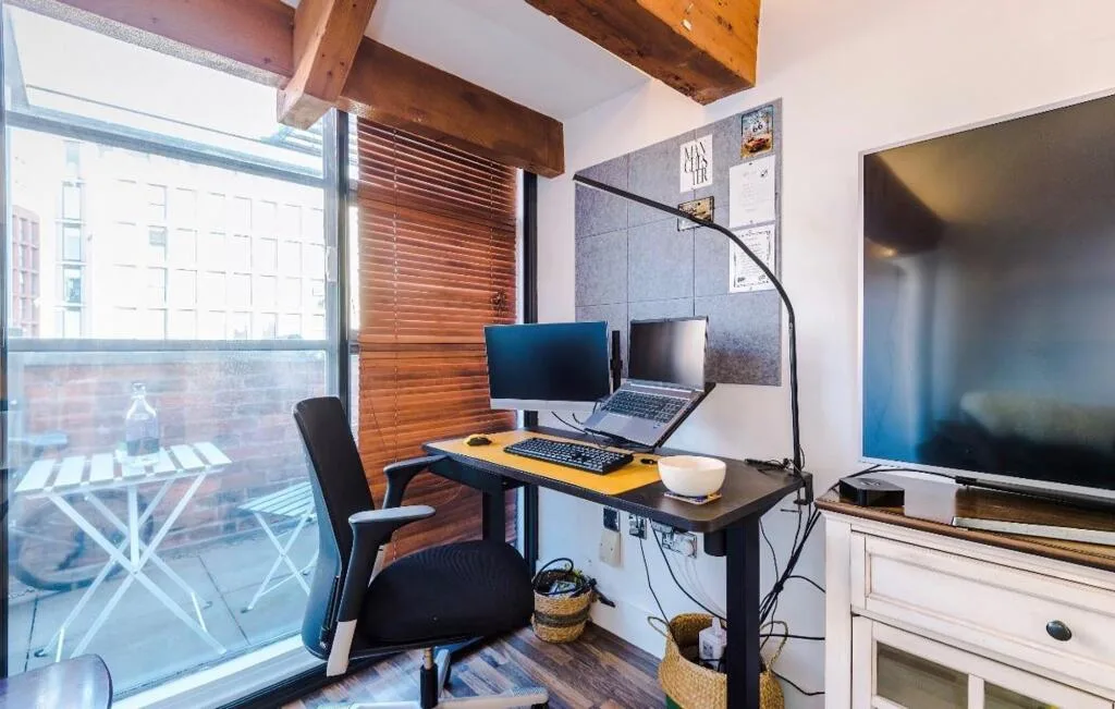 2 bedroom penthouse for rent