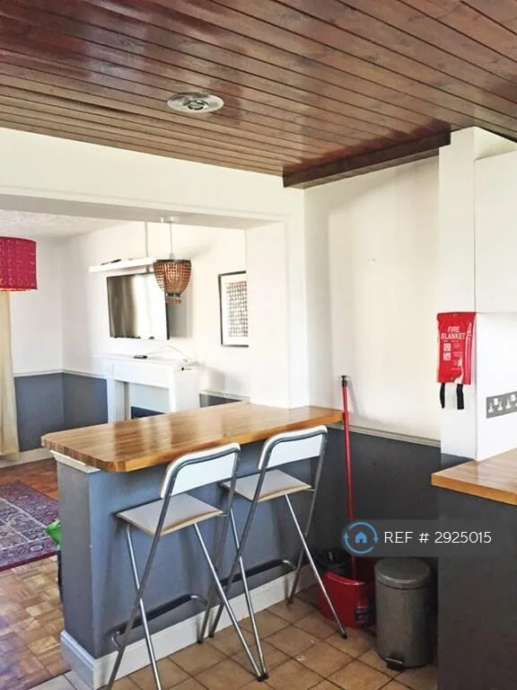 3 bedroom maisonette for rent