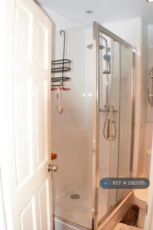 3 bedroom maisonette for rent