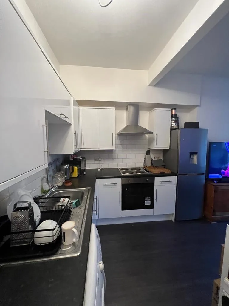 2 bedroom ground floor flat for rent