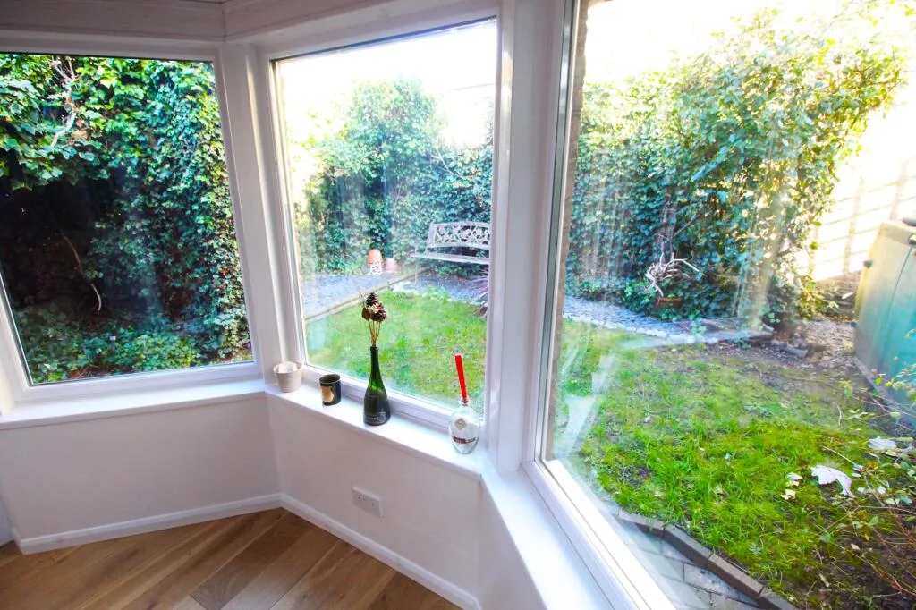 3 bedroom end of terrace house for rent