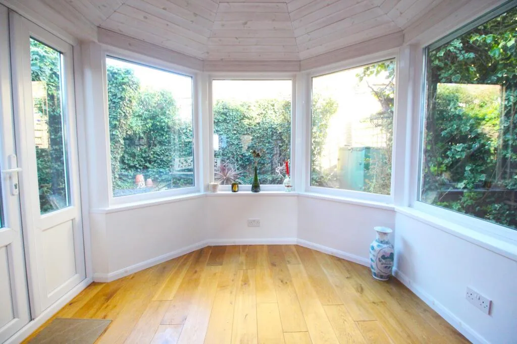 3 bedroom end of terrace house for rent