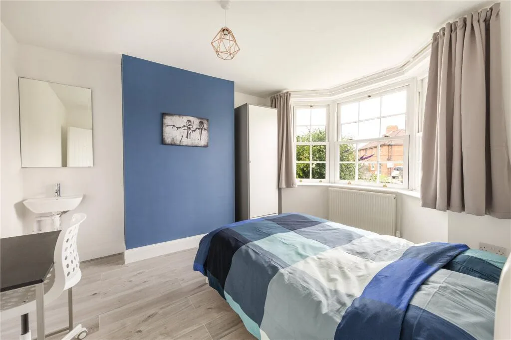 1 bedroom house share for rent