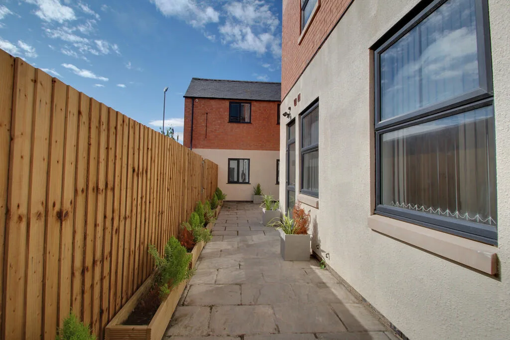 Studio flat for rent