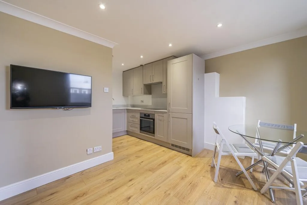 1 bedroom flat for rent