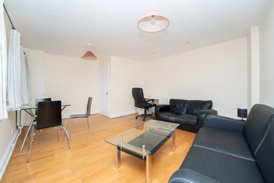 3 bedroom apartment for rent