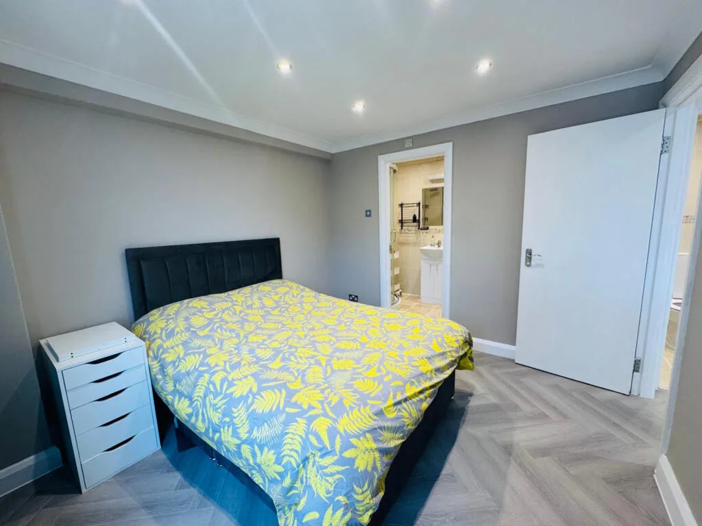 2 bedroom flat for rent