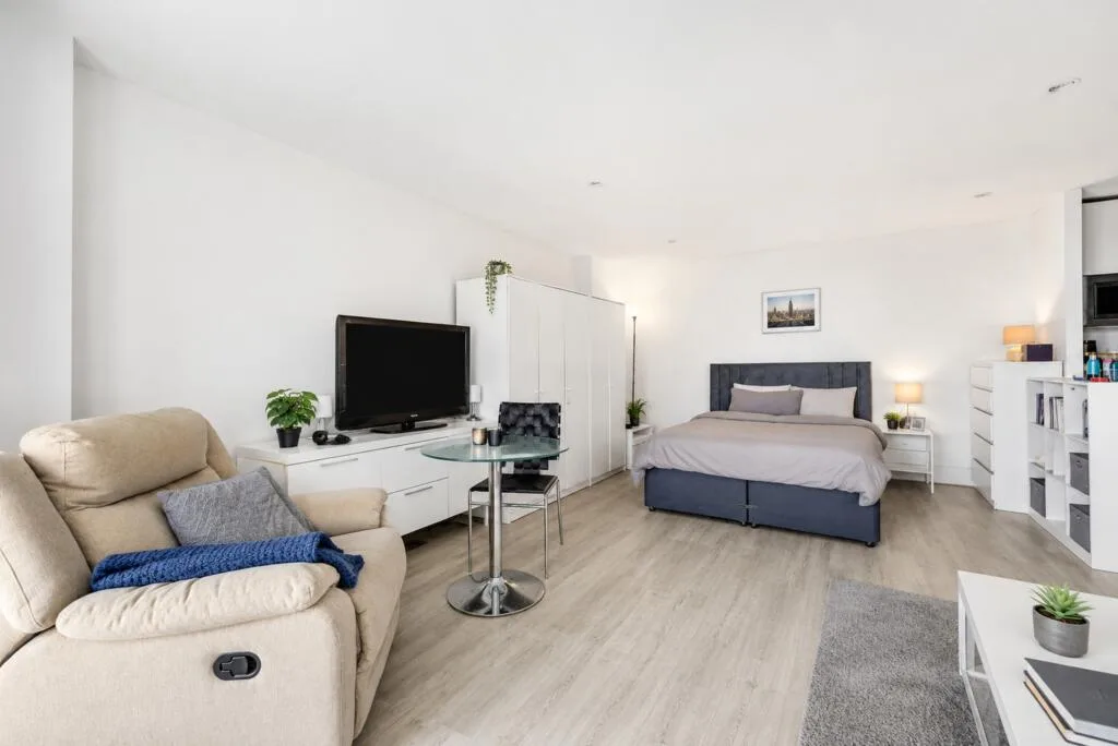 1 bedroom flat for rent