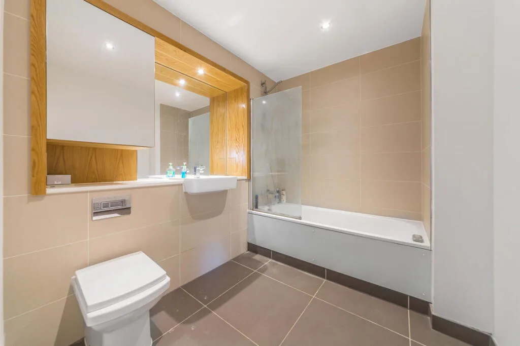 3 bedroom flat for rent