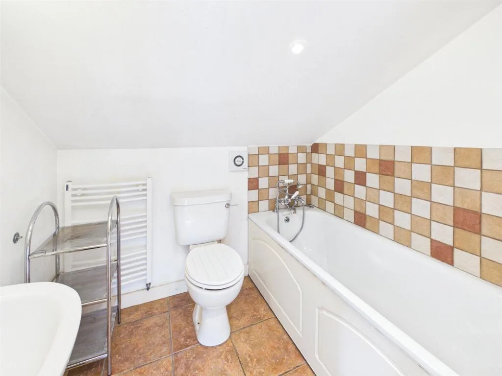 3 bedroom apartment for rent