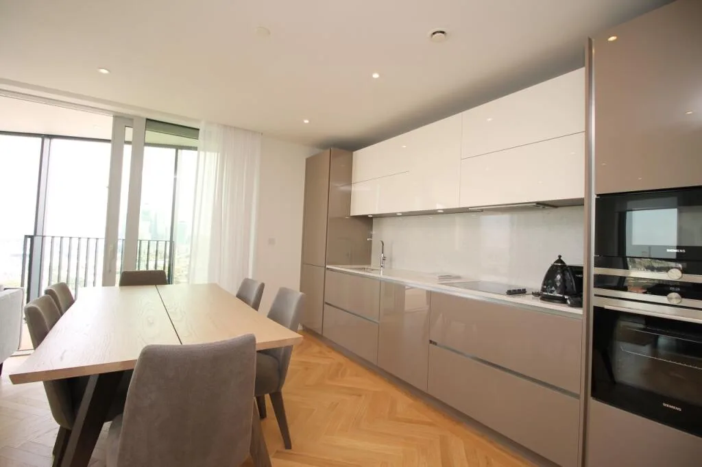 3 bedroom flat for rent