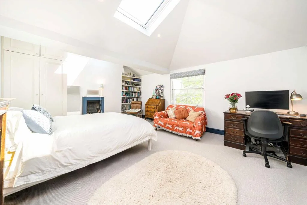 4 bedroom semi-detached house for rent