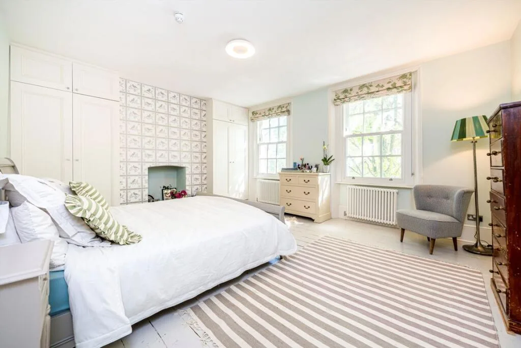 4 bedroom semi-detached house for rent