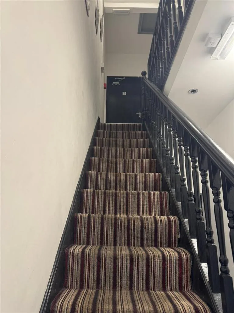 1 bedroom house share for rent