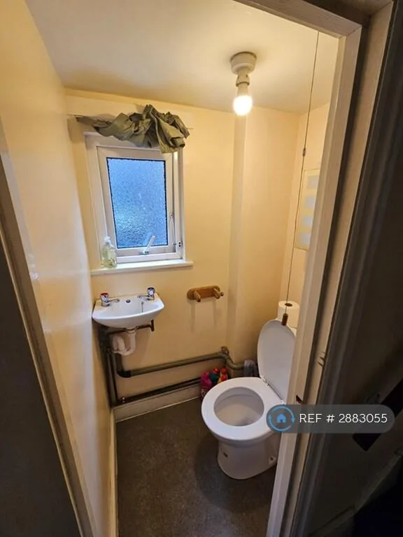1 bedroom house share for rent