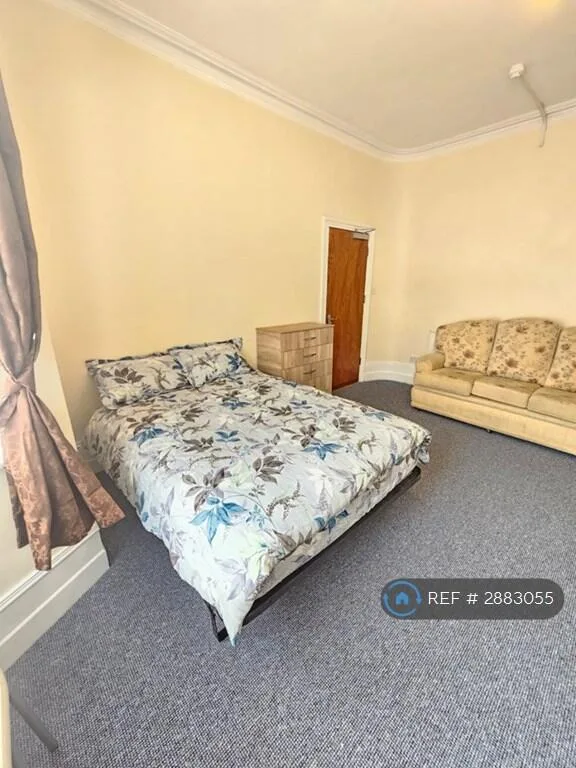 1 bedroom house share for rent