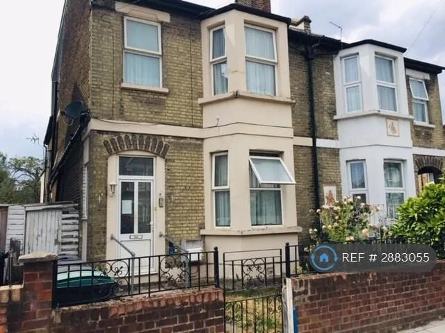 1 bedroom house share for rent