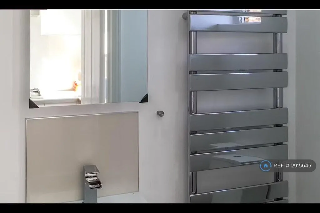 4 bedroom maisonette for rent