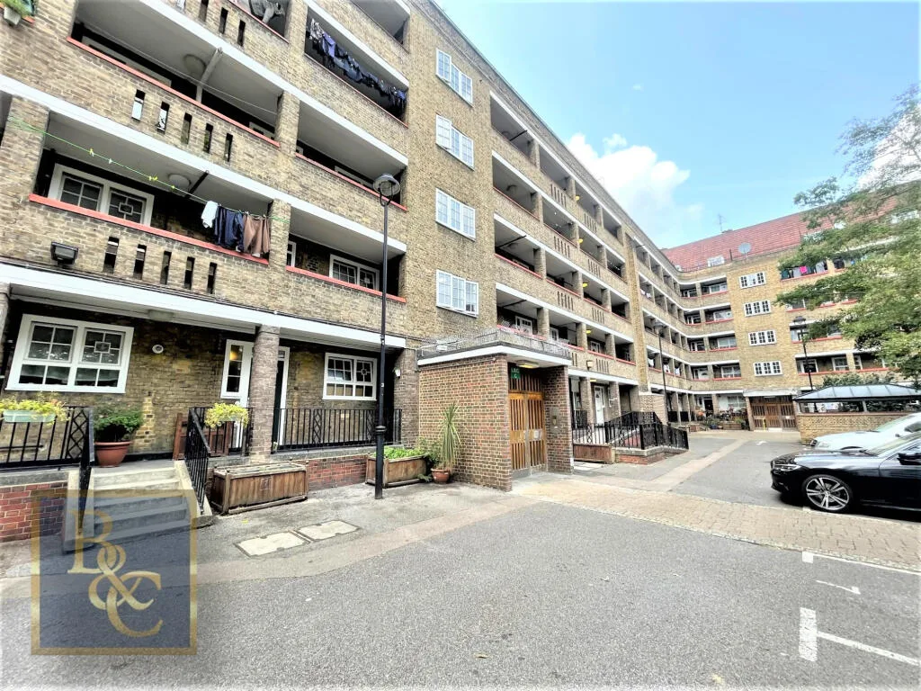 4 bedroom maisonette for rent