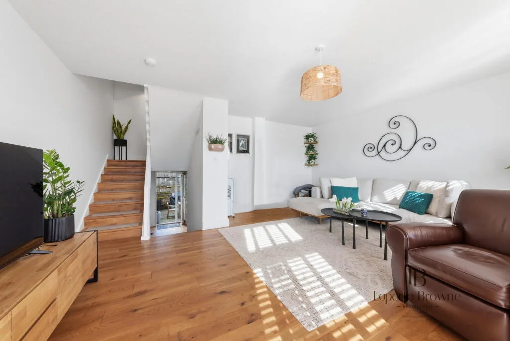4 bedroom terraced house for rent