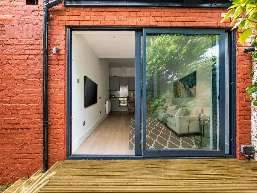 2 bedroom apartment for rent
