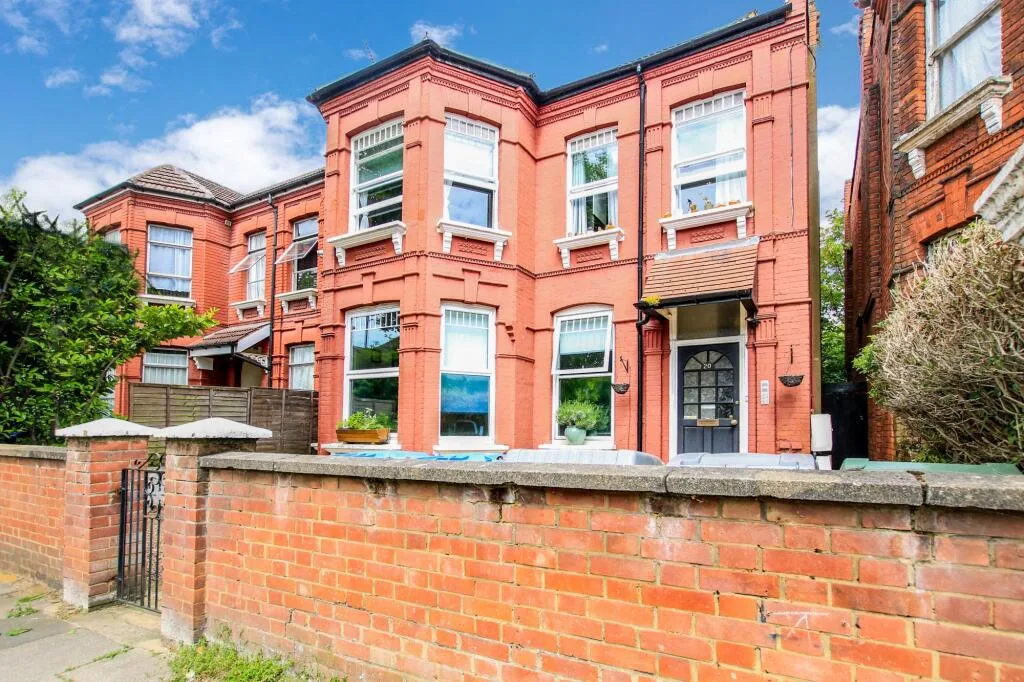 2 bedroom apartment for rent