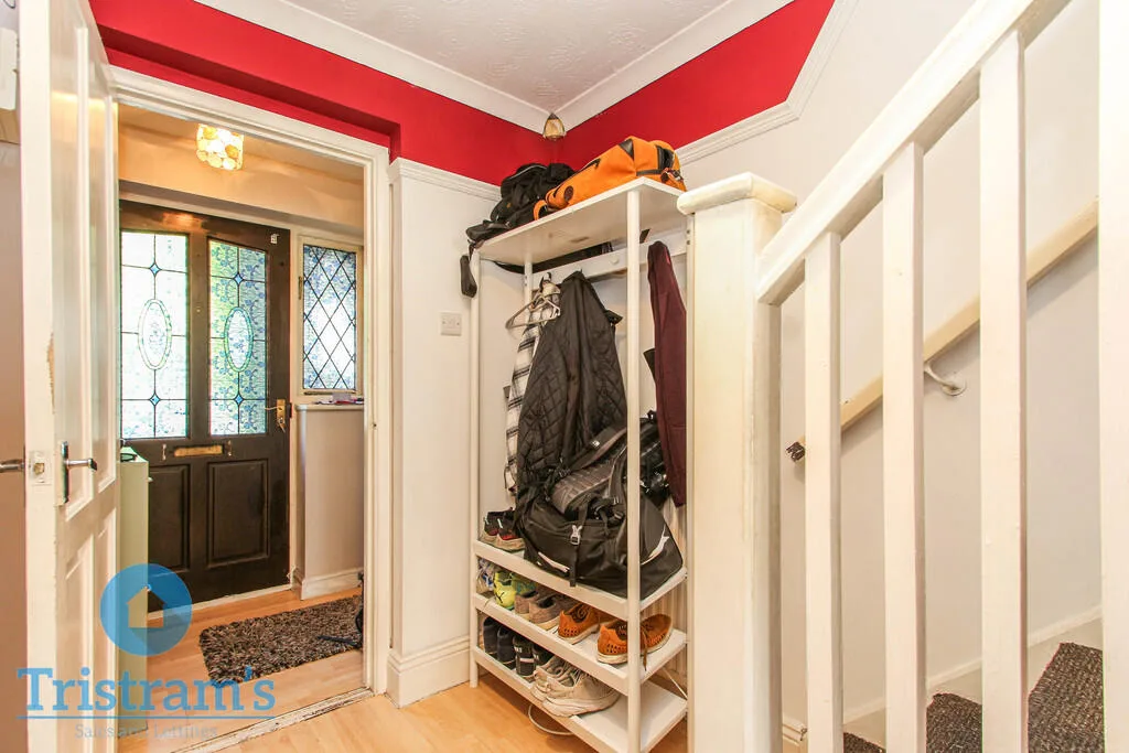 2 bedroom semi-detached house for rent