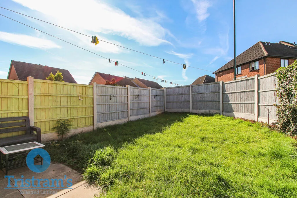2 bedroom semi-detached house for rent